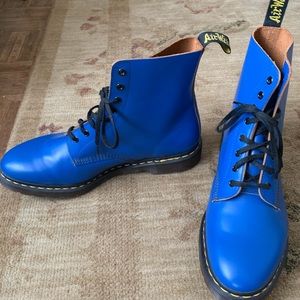 Unworn Dr. Martens 8-Eye Boot